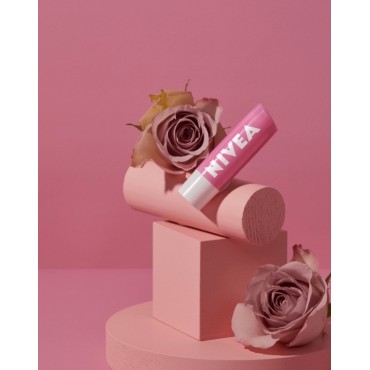 NIVEA Soft Rose Lip Balm