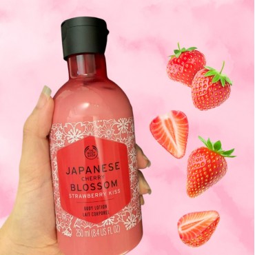 The Body Shop Japanese Cherry Blossom Strawberry Kiss Body Lotion