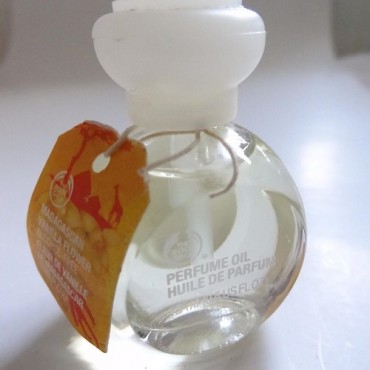 The Body Shop Madagascan Vanilla Flower Perfume Oil 15ml